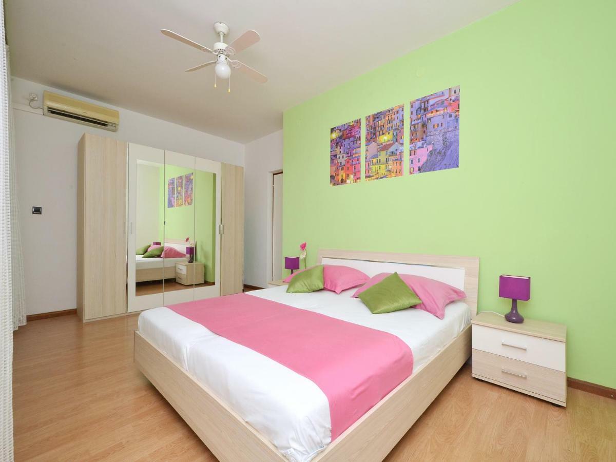 Apartment T&M โตรกีร์ ภายนอก รูปภาพ